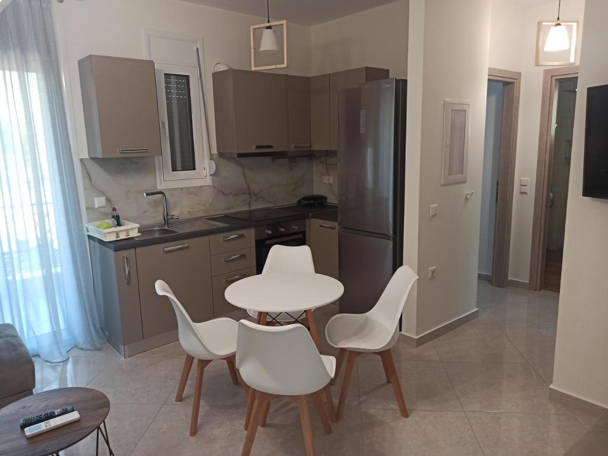 Cyclops Luxury Apartments Igoumenitsa Exteriör bild