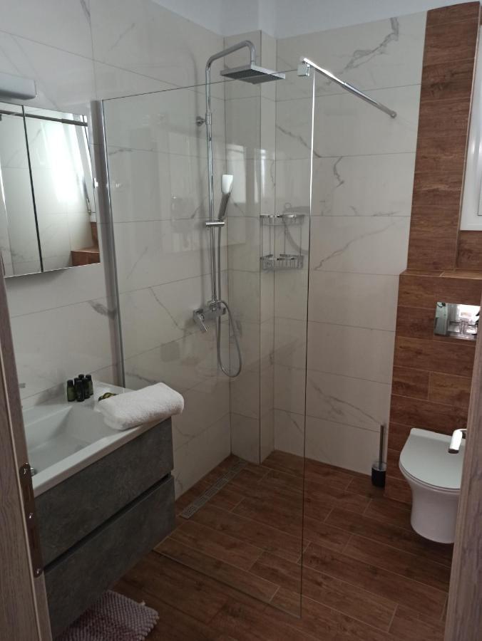Cyclops Luxury Apartments Igoumenitsa Exteriör bild