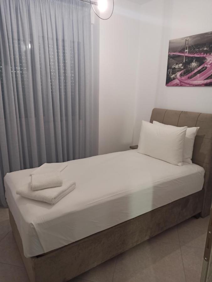 Cyclops Luxury Apartments Igoumenitsa Exteriör bild